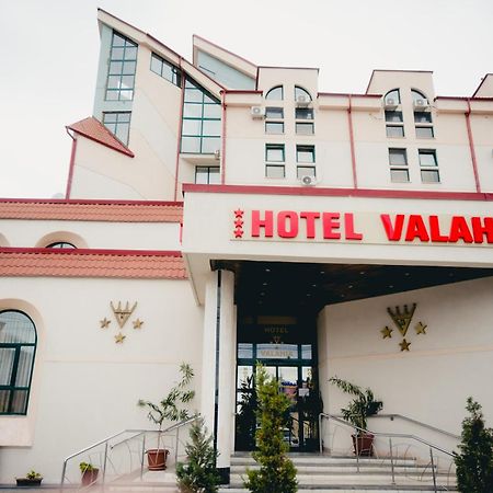 Hotel Valahia Tergovistye Kültér fotó