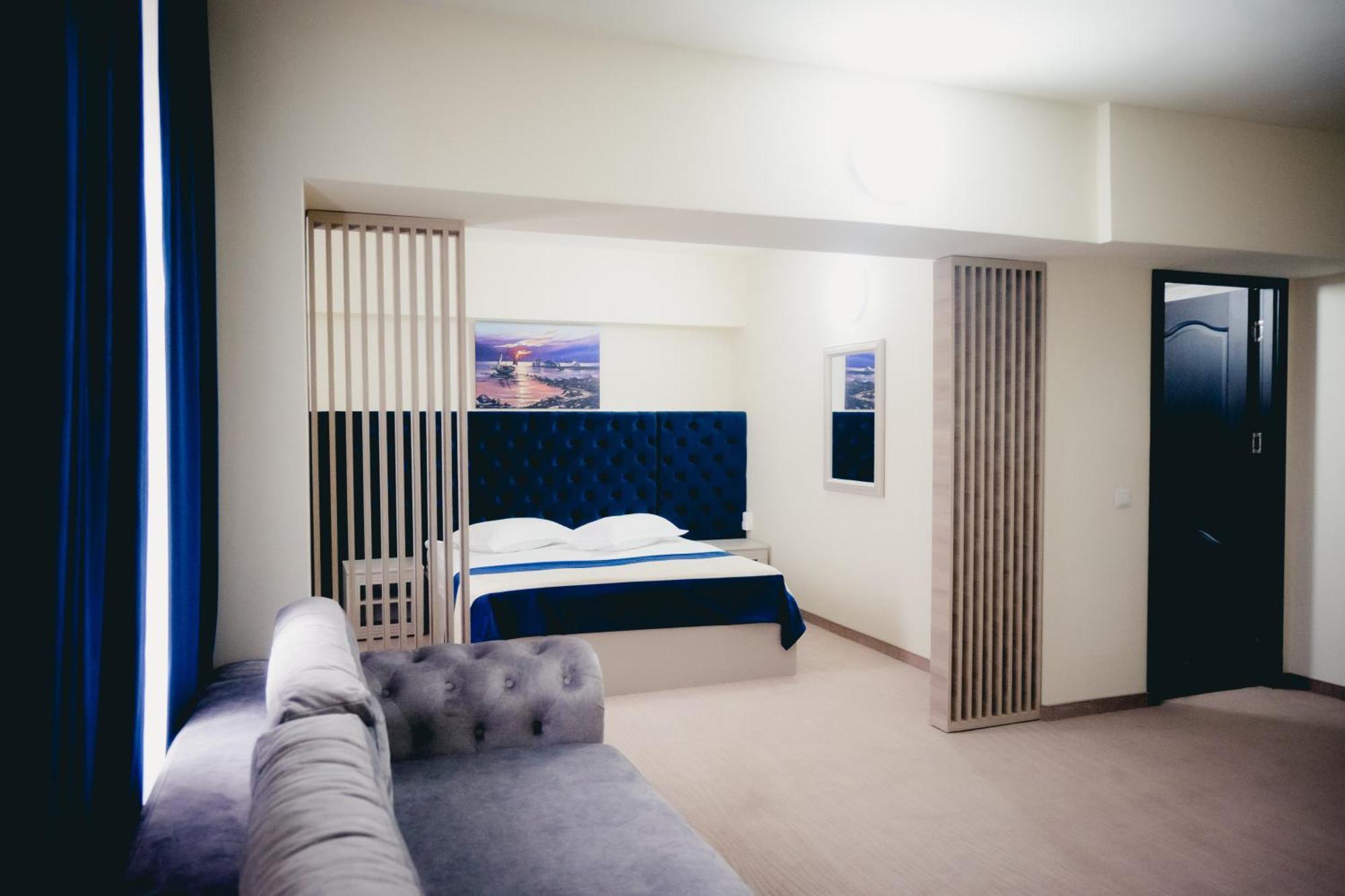 Hotel Valahia Tergovistye Kültér fotó